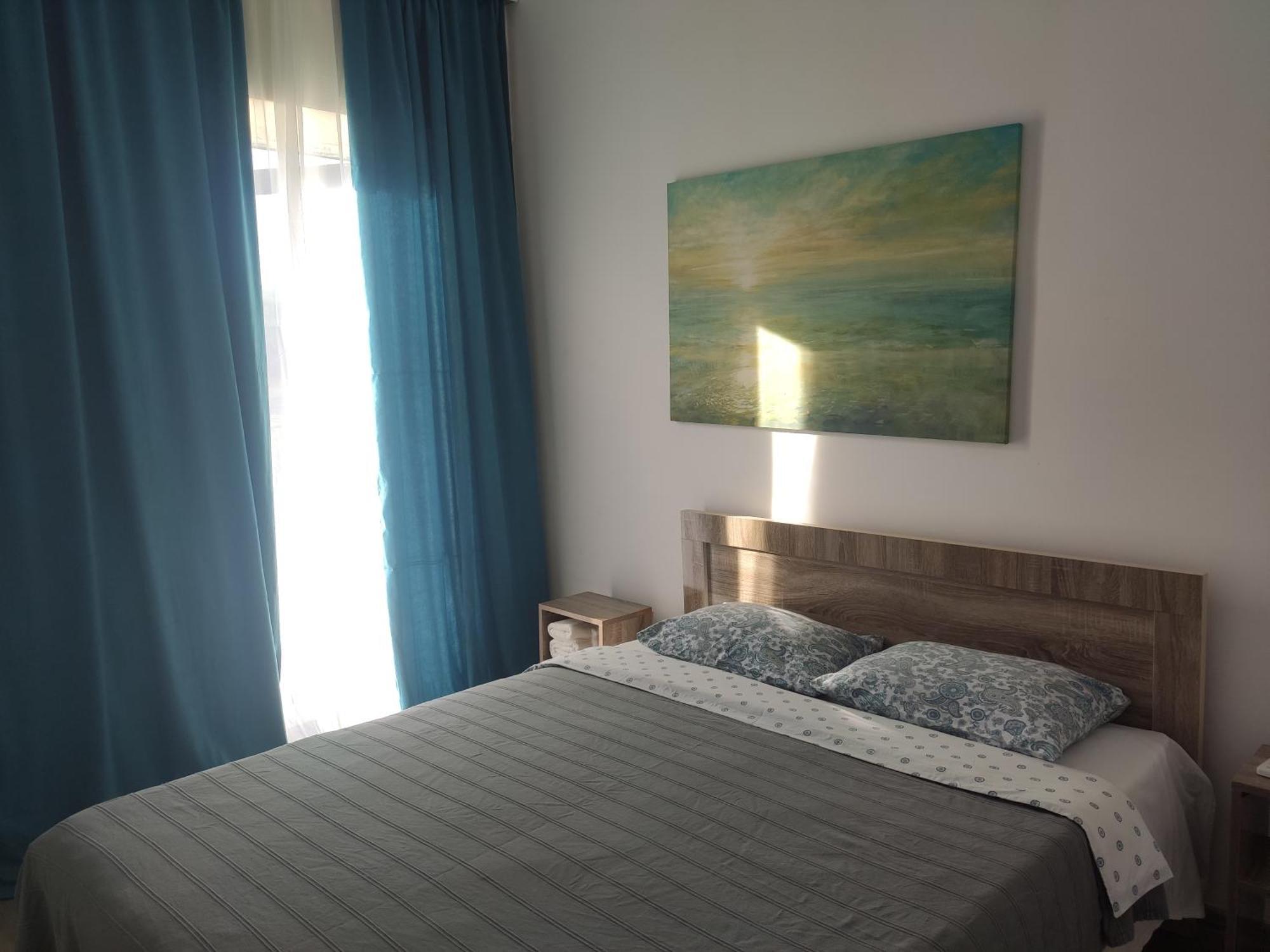 Family Нotel Banuri Koetaisi Buitenkant foto