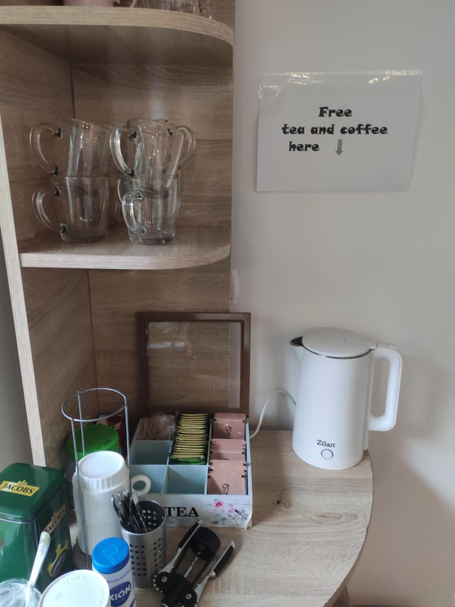 Family Нotel Banuri Koetaisi Buitenkant foto