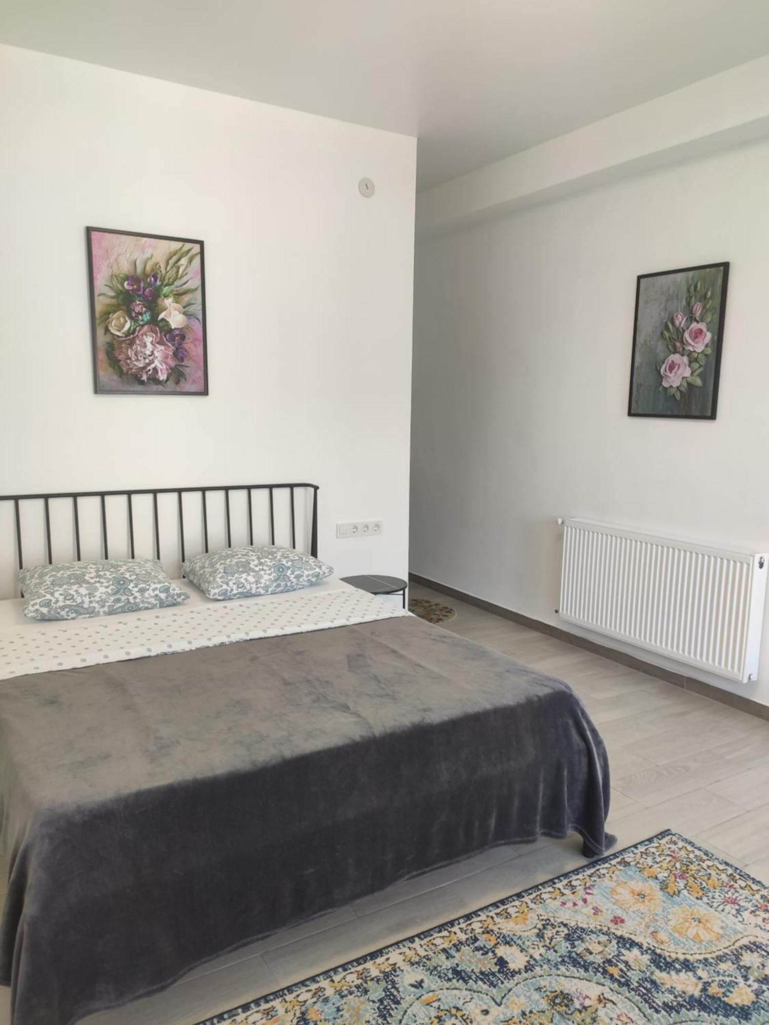 Family Нotel Banuri Koetaisi Kamer foto