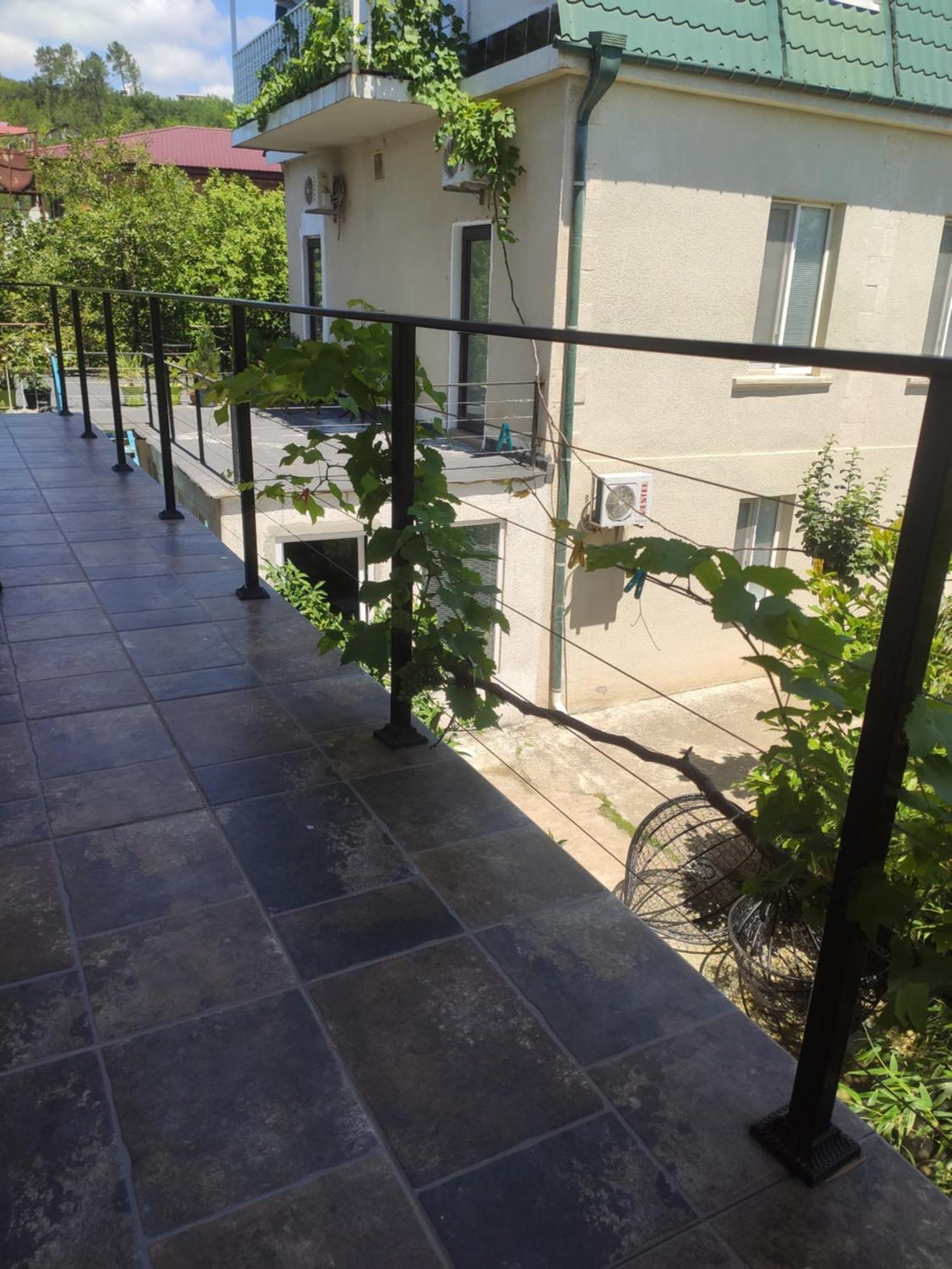 Family Нotel Banuri Koetaisi Kamer foto